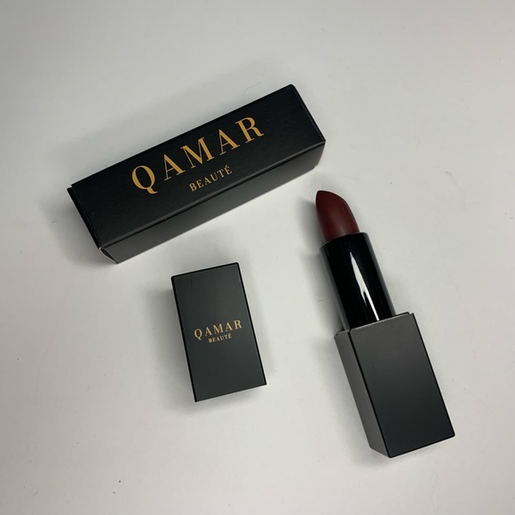 Lipstick - Picture 12 of 14